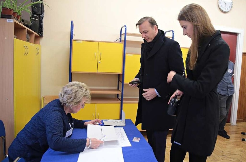 BĄDŹ NA BIEŻĄCO. SPRAWDŹ! Wybory samorządowe 2018 w Krakowie...