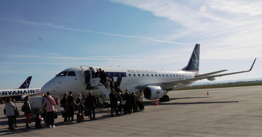 Oto nowy - zimowy rozkład lotów z Jasionki. Najwięcej tras oferuje Ryanair