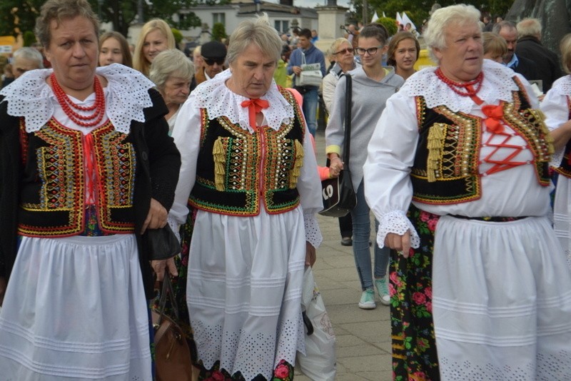 Dożynki Jasnogórskie z udziałem prezydenta Andrzeja Dudy