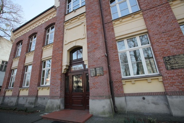 Dom sióstr urszulanek przy ul. Czerwonej. Często odwiedzała go św. Urszula Ledóchowska.