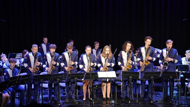 Kozienicka Młodzieżowa Orkiestra Dęta Furioso dała świetny koncert na swoim jubileuszu 10-lecia. Więcej zdjęć na kolejnych slajdach >>>