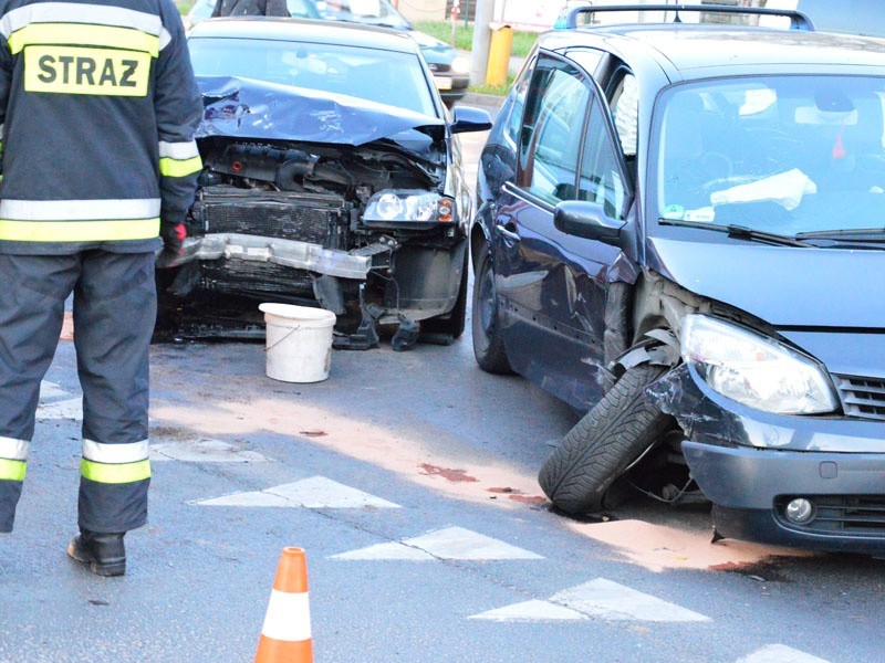 Na ulicy Franciszkańskiej w Koszalinie zderzył się dwa auta....