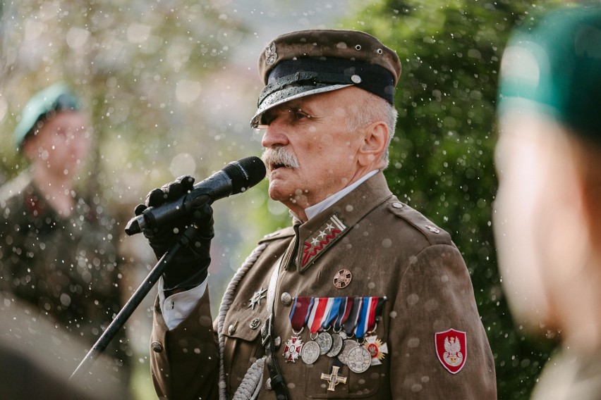 Rzeszowscy strzelcy i orlęta świętowali 90- lecie powstania pomnika płk. Leopolda Lisa-Kuli [ZDJĘCIA]