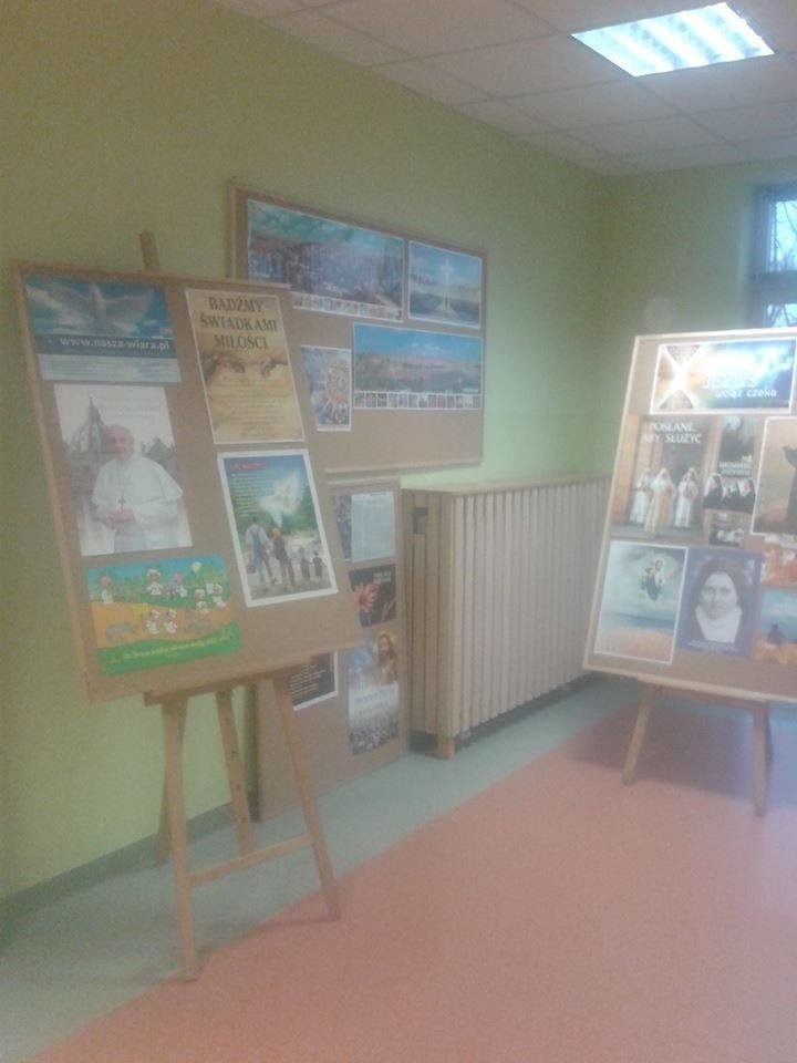 Wystawa w Szkole Podstawowej nr 25 we Wrocławiu wzbudziła...