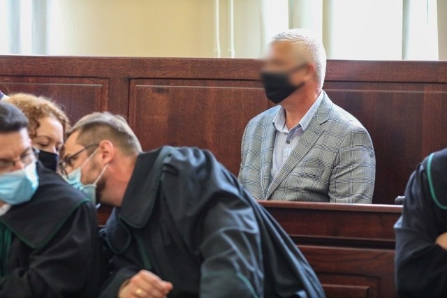 Na 25 lat został w poniedziałek skazany Robert M. jeden z oskarżonych o dokonanie zabójstwa, a później częściowego zjedzenia swojej ofiary pod Choszcznem