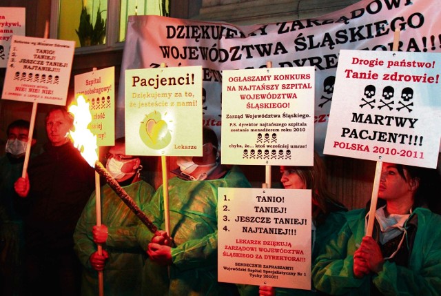 Na manifestację w Warszawie pojechało kilkudziesięciu lekarzy z Łodzi, Bełchatowa i Piotrkowa Trybunalskiego.