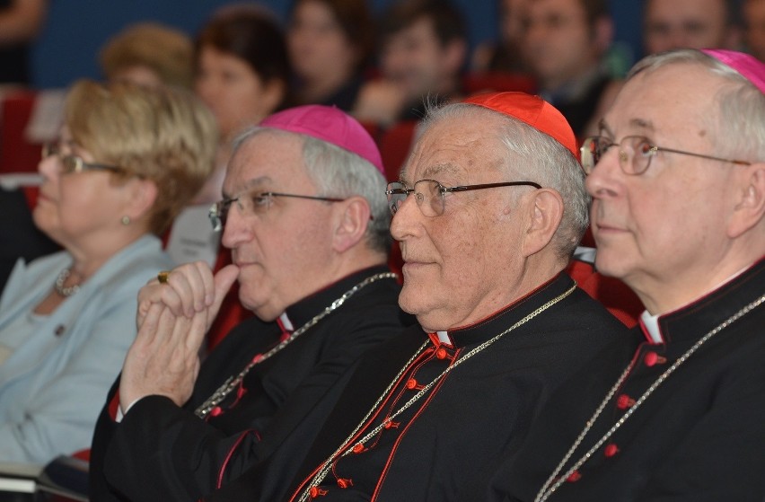 Biskupi z całej Europy przyjechali do Łodzi. Rozmawiają o wychowaniu młodzieży [ZDJĘCIA]