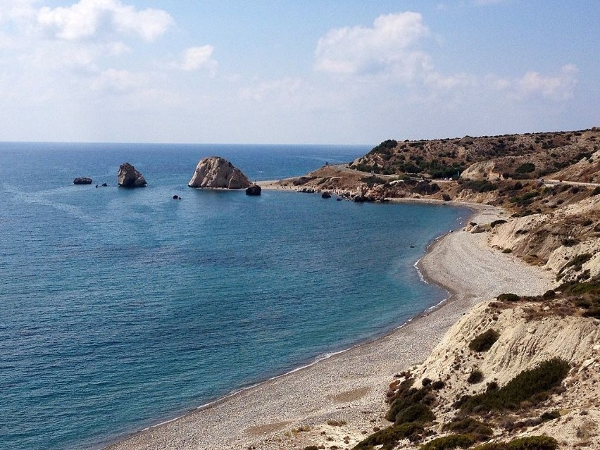 Jedną z najsłynniejszych atrakcji Cypru jest Skała Afrodyty...