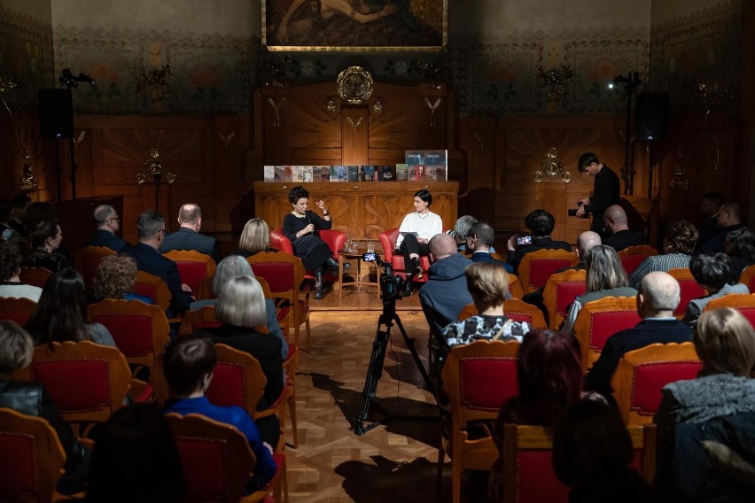 Spotkanie z Olgą Tokarczuk zainicjowało obchody 70-lecia...