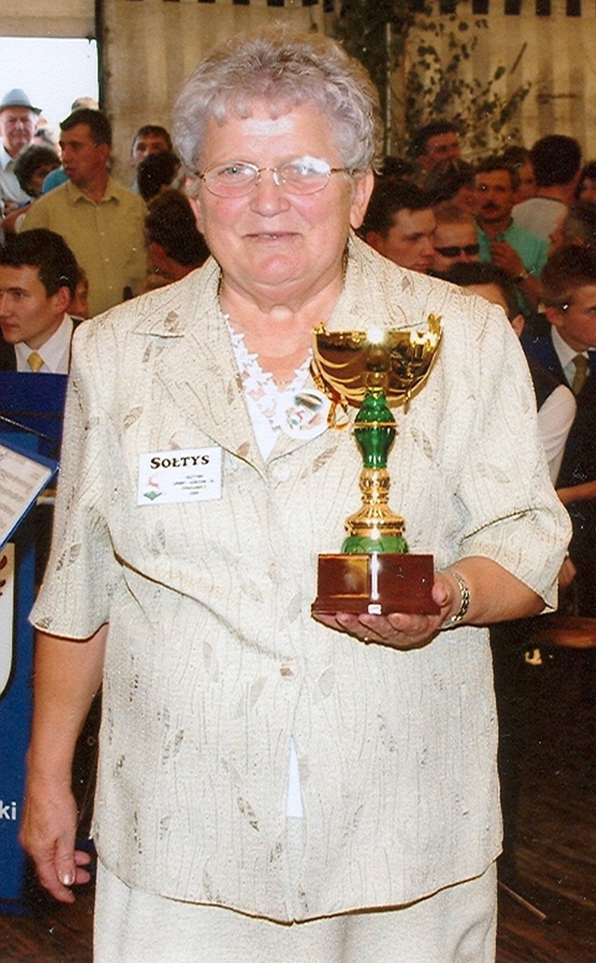 Eryka Jonek (1942-2020) była sołtyską Pawłowic przez 42...
