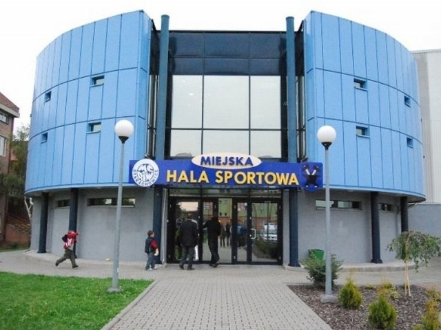 Od czwartku, 26 maja do środy 1 czerwca Miejska Hala Sportowa, zostanie udostępniona dla wszystkich mieszkańców miasta bezpłatnie.    