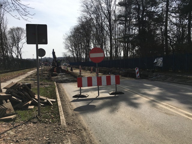 Budowa ronda przy stadionie Górnika idzie pełną parą