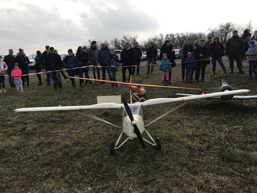 Wyjątkowe Święto Niepodległości 2019 na lotnisku w Kowali (WIDEO, ZDJĘCIA)