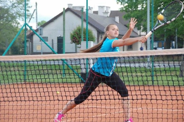 Joanna Zawadzka w ciągu 5 lat treningów ma to, czego nie ma wiele zawodniczek trenujących parę lat dłużej. Rok 2015 jest ostatnim w kategorii juniorek.