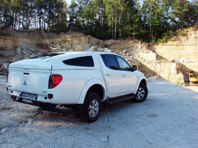 Mitsubishi L200 Storm  Fot: Przemysła Pepla