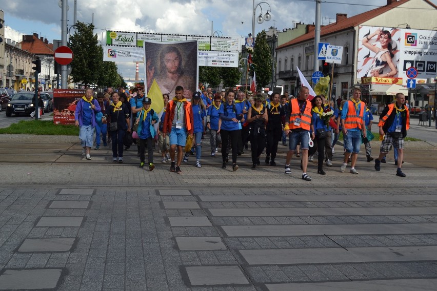 Pielgrzymka Krakowska dotarła na Jasną Górę [ZDJĘCIA]