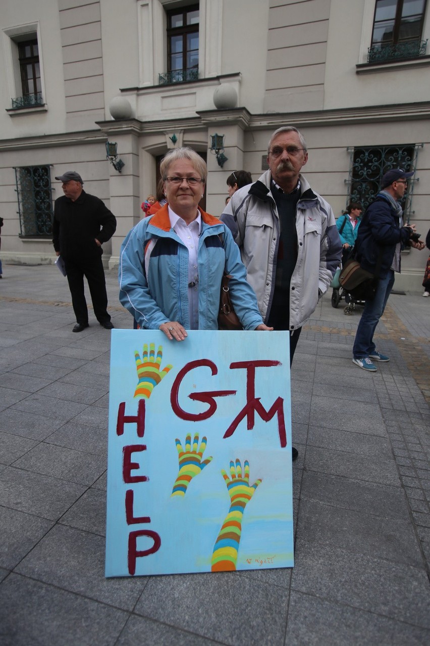 Pikieta w obronie Gliwickiego Teatru Muzycznego