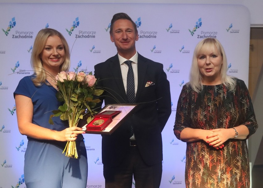 Wielka gala Kobieta Roku za nami. Danuta Szyksznian-Ossowska podwójną laureatką. Gratulujemy! [ZDJĘCIA, WIDEO]