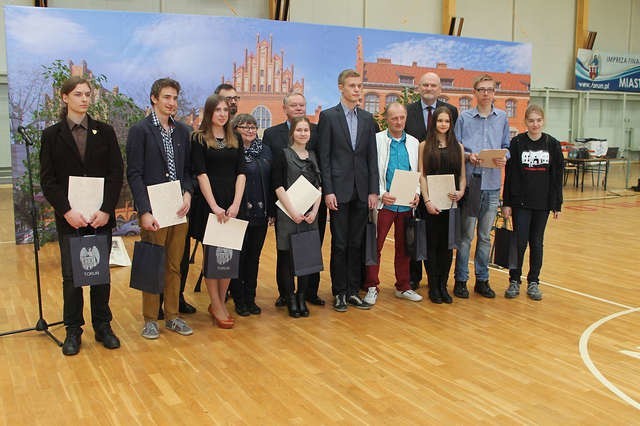 Laureaci konkursu reprezentujący szkoły ponadgimnazjalne