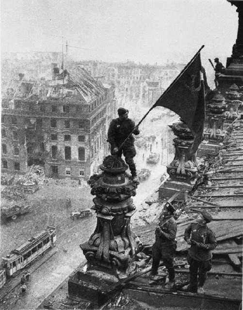 Armia Czerwona na frontach II wojny światowej w obiektywie propagandystów. Zobacz zdjęcia!