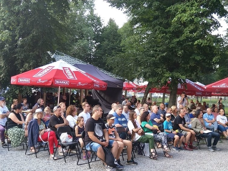 Kemping nad Pilicą podczas festiwalu SpłyWarka 24 lipca...