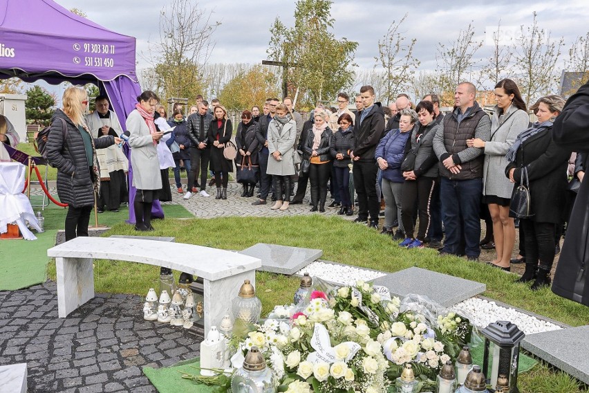 Kolejny pogrzeb dzieci utraconych w Szczecinie [ZDJĘCIA]