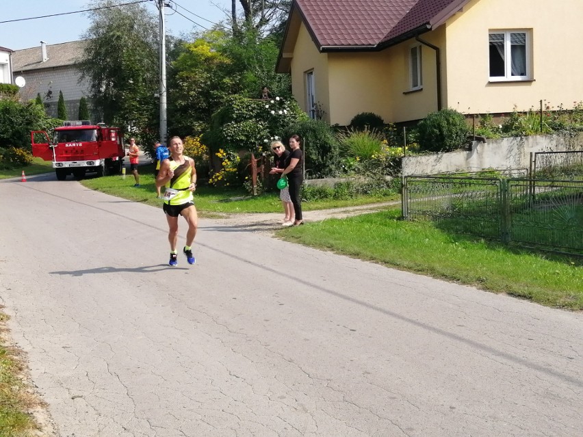 Uczestnicy biegu na 10 kilometrów nie kryli zmęczenia.