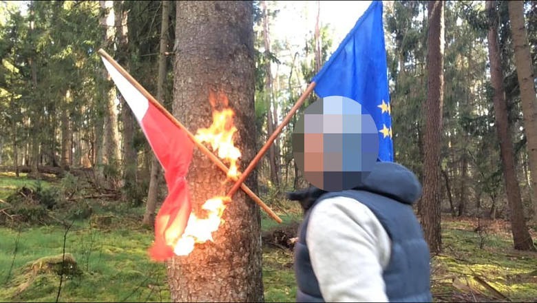 W Słupsku rozpoczął się proces o znieważenie flagi Polski przez działacza LGBT
