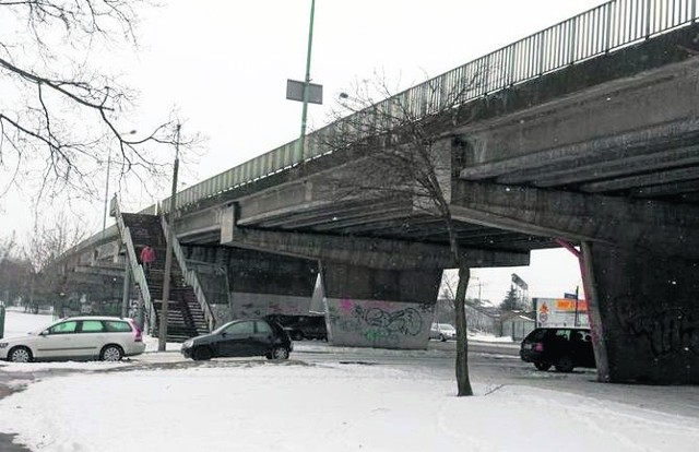 Wiadukt łączący ulicę Żeromskiego i Lubelską ma być rozebrany, a w jego miejsce wybudowany zostanie nowy.