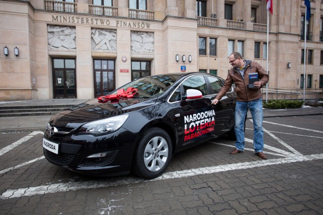 15 stycznia Pan Piotr odebrał w Ministerstwie Finansów opla astrę