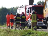 Wypadek w Sąpolnie (gm. Przechlewo) z udziałem ciężarówki przewożącej drewno [ZDJĘCIA, WIDEO]