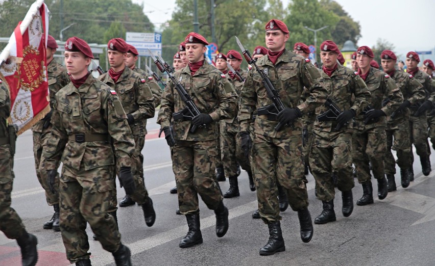 Marsz Szlakiem I Kompanii Kadrowej "Kadrówka" przeszedł ulicami Krakowa [ZDJĘCIA]