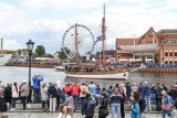 Baltic Sail 2019. Parada Żaglowców w Gdańsku po wodach Motławy w deszczową niedzielę 7.07. Chętnych do podziwiania nie zabrakło 