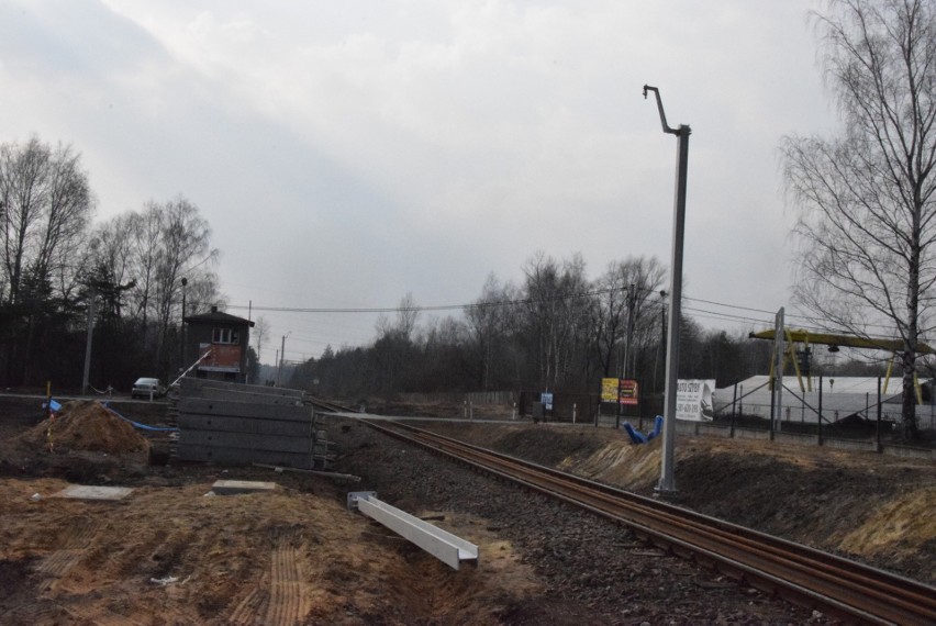 Przebudowa linii kolejowej nr 182 Zawiercie - Tarnowskie...