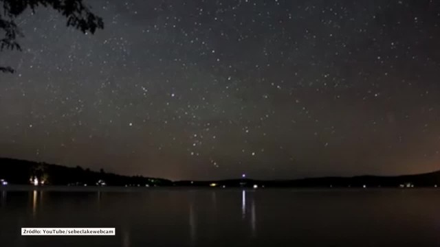 Perseidy 2018. Sierpniowe niebo znów zachwyci - przed nami noc spadających gwiazd. Brzmi romantycznie? I tak jest! Warto oglądać w sierpniu Perseidy.