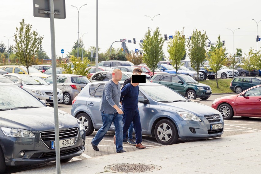 Bomba w pasażu przy ul. Warszawskiej. Administrator pasażu podejrzany ws. podłożenia bomby w jego biurze