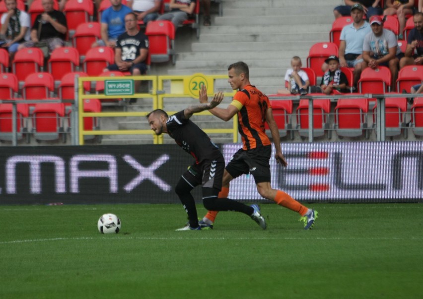 GKS Tychy - Chrobry Głogów 1:1. Zwycięstwo stracone w ostatniej minucie po rzucie karnym RELACJA, ZDJĘCIA, OPINIE