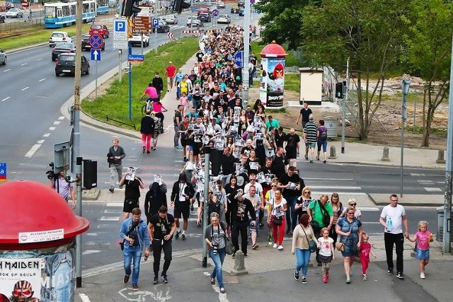 Pierwszy marsz z pl. Solnego pod komisariat odbył się 21 maja. Tym razem organizatorzy spodziewają się znacznie więcej uczestników