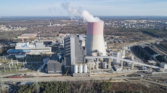 Nowy blok energetyczny 910 MW w sierpniu 2020.Zobacz kolejne zdjęcia. Przesuń zdjęcia w prawo - wciśnij strzałkę lub przycisk NASTĘPNE