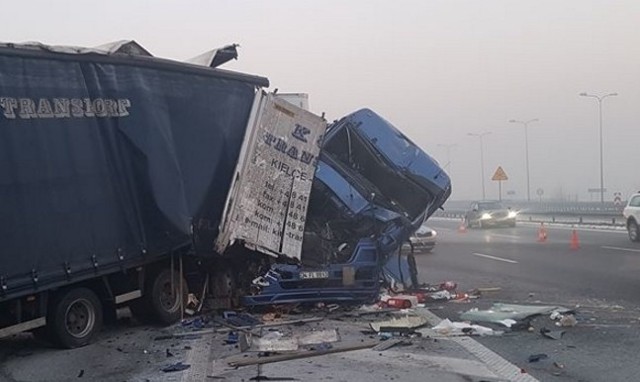 Zderzenie Tirów na autostradzie A4 w Gliwicach