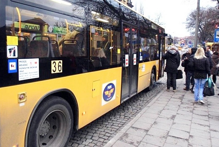 Nowy rozkład jazdy autobusów ZTM związany jest z pandemią...