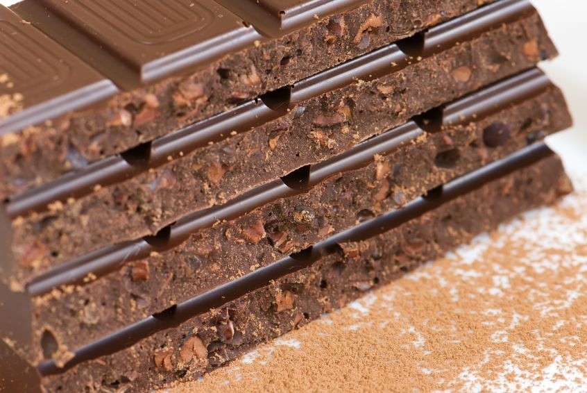 Jak wykazały badania, jedzenie wysokiej jakości czekolady...