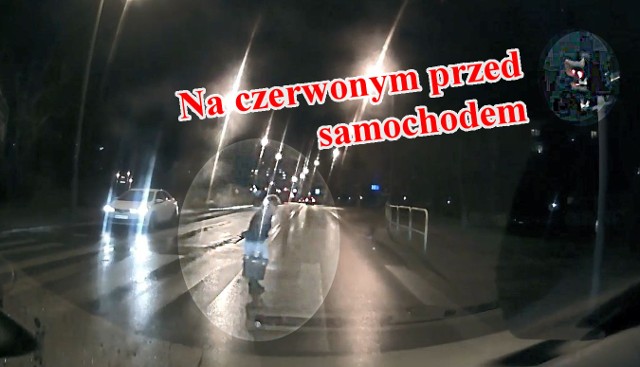 Niebezpieczne zdarzenie z ulicy Solskiego w Bydgoszczy. Piesza wchodzi na przejście mimo że świeci się czerwone światło.