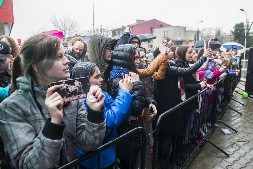 Radom. Tłumy na otwarciu Centrum Handlowego Przy Struga