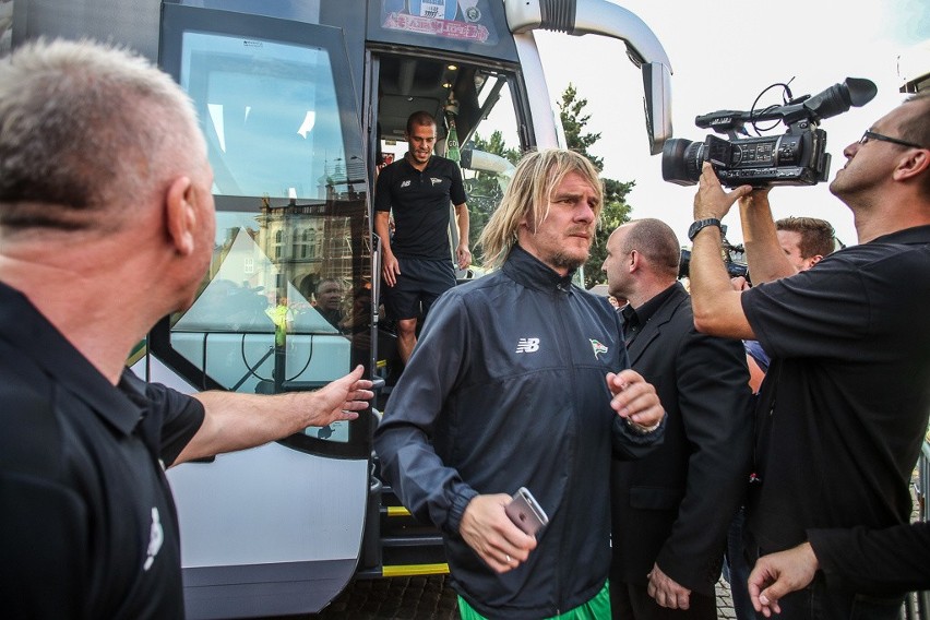 Lechia już w nowych strojach. ETL zastąpił Lotos [WIDEO, ZDJĘCIA]