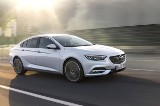 Opel Insignia. Ile kosztuje i jak jest wyposażony? 
