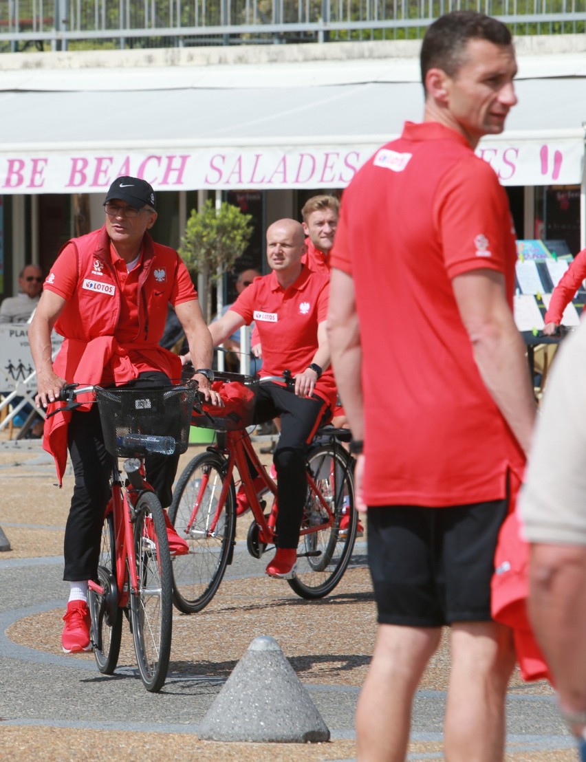 Czas wolny reprezentacji Polski na zgrupowaniu w La Baule. W...