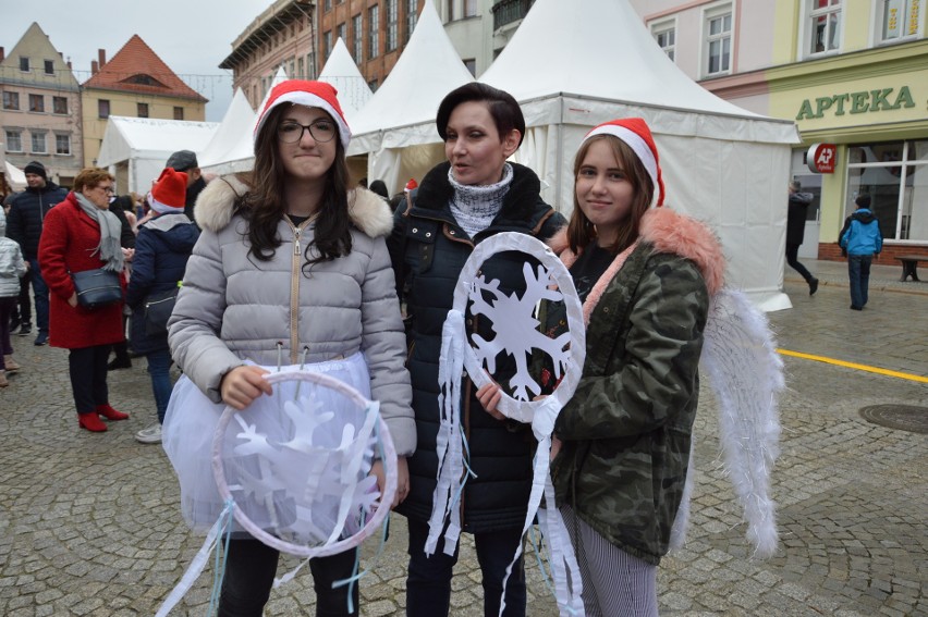 Dzieci mogły wziąć udział w Mikołajkowym party, najmłodsi...