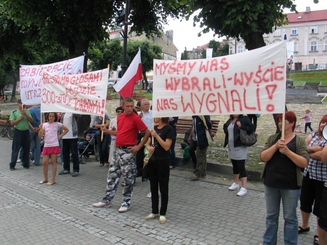 Protestujący kupcy prawdopodobnie będą pierwszymi, którzy zgłoszą obywatelski projekt uchwały w Przemyślu. Fot. N. Ziętal