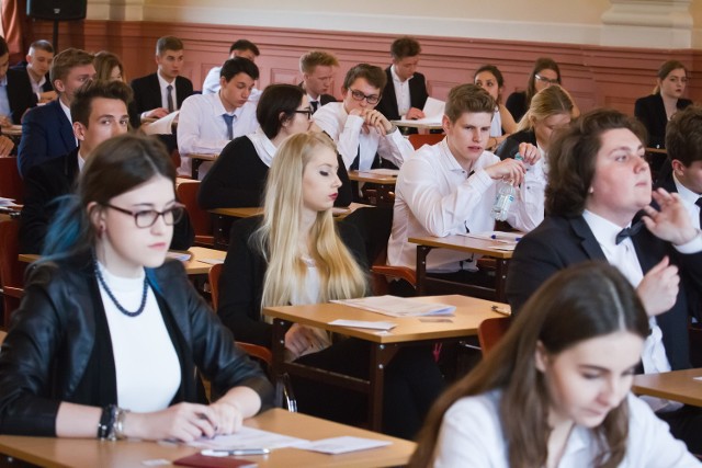 MATURA Język Polski 04.05.2016. Dziady, Lalka i Herbert na egzaminie. ODPOWIEDZI